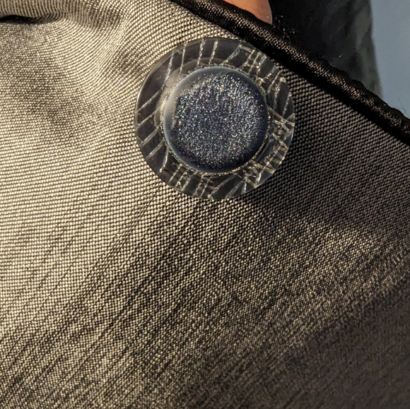 Suit - Picture 2 of 5